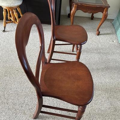 Sale Photo Thumbnail #6: A truly exceptional opportunity to acquire a magnificent pair of original Victorian Balloon Back side chairs, steeped in history and presented in a rare, prestigious condition. Dating precisely to the mid-19th century (circa 1840-1860), these chairs are a