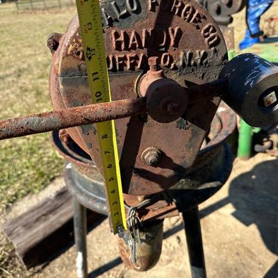Antique Buffalo Forge “Handy” Hand-Crank Blacksmith Forge Blower