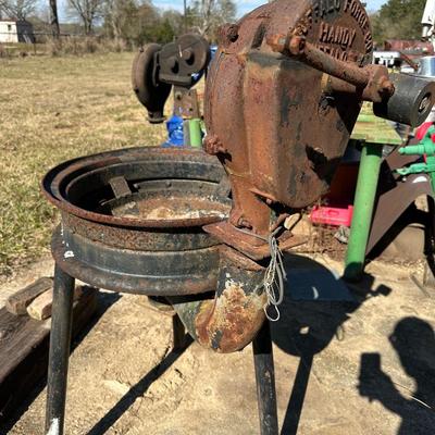 Antique Buffalo Forge “Handy” Hand-Crank Blacksmith Forge Blower