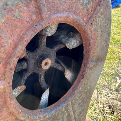 Antique Buffalo Forge “Handy” Hand-Crank Blacksmith Forge Blower