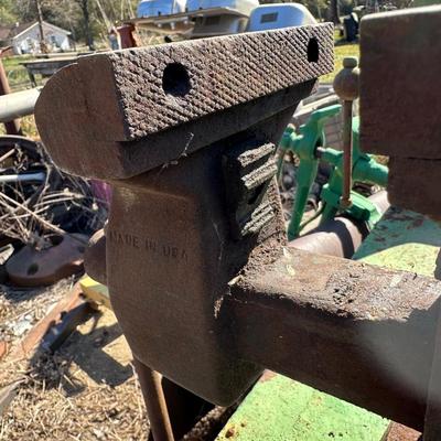 Antique Bench Vise