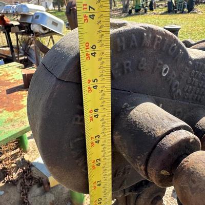 Vintage Columbus No. 400 Blacksmith Forge Blower – Cast Iron – Pedestal Mount