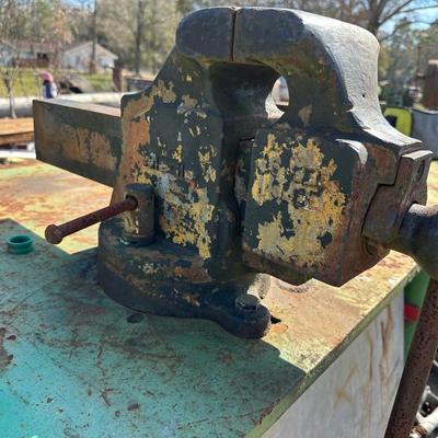 Vintage Sheffield Tool Co. Machinist Bench Vise – Size 56 – Swivel Base