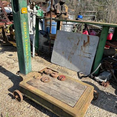 Antique Fairbanks Standard Platform Scale on Wheels – Wood Column & Cast Iron Base