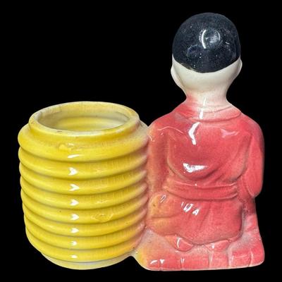 Sale Photo Thumbnail #502: This hand painted planter was made by Shawnee Pottery or Napco. There are no obvious chips or cracks. Measurement: 5”H x 5.5”W. [BK]