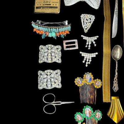 Sale Photo Thumbnail #600: Includes pocket knives, belt buckles, hat pins, vintage jewelry boxes, and more. Total of 25+ pieces. [BK]