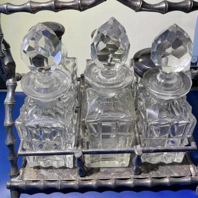 Scarce Victorian Era Dated 1887 Walker & Hall Sheffield England Silver Plated Leaded Glass Cruet Set of 6 w/Carrier.