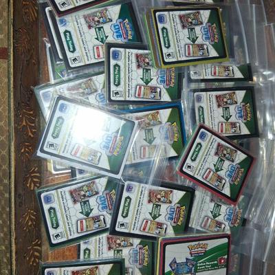 Sale Photo Thumbnail #17: These are random packs of 15 plus the 2 back & front cover cards. 17 in total. I have tons, so these are just ranfom packs. Some are in sleeves, some not. Most are in fine of better condition.