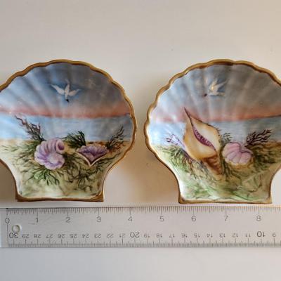 Sale Photo Thumbnail #262: This lot is for Two Hand-Painted Limoge Shell Dishes.  These dishes are from the Tressemann & Vogt Sea Life Collection produced by Limoge many years ago.  They appear to be in very nice condition with no chips. Marked on the verso.
