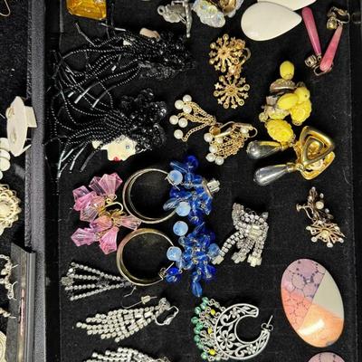 Fashion Earrings Assortment