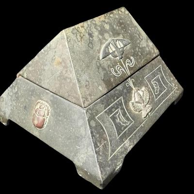 Sale Photo Thumbnail #651: Brass construction. Measurement: 3.5”H x 5.5”W x 5”D. [BK]