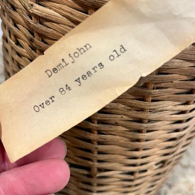 Lot 21 Rattan Wine Bottle