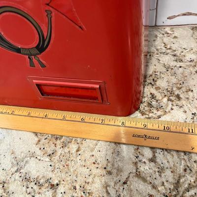 Lot 23 Vintage mail box