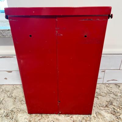 Lot 23 Vintage mail box