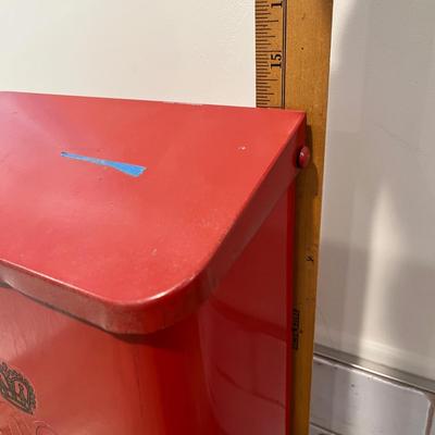 Lot 23 Vintage mail box