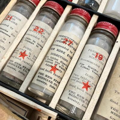Lot 27 Early 1900s medical kit