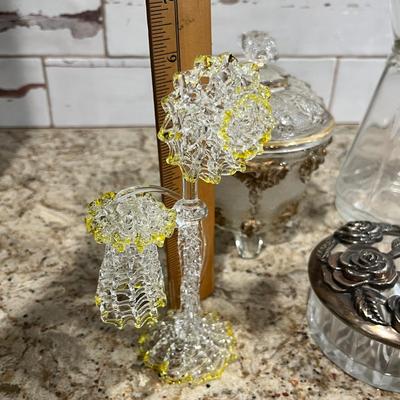 Lot 28 Clear glass lot