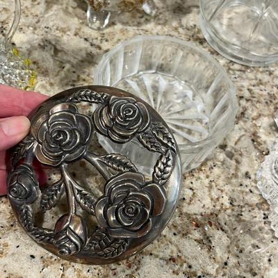 Lot 28 Clear glass lot