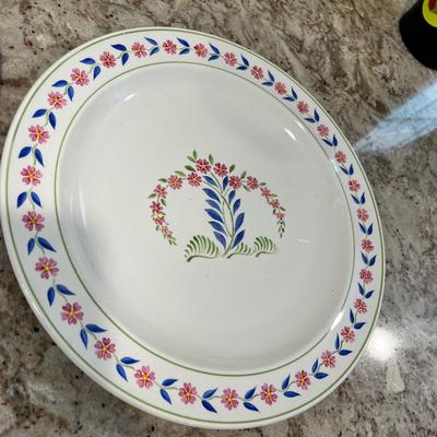 Lot 36 Assorted plates