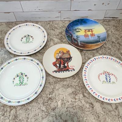 Lot 36 Assorted plates
