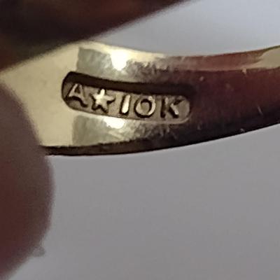 10 Karat Yellow and White Gold with Onyx Men's Ring- Size 8 3/4, Approx Total Weight 8.92 Grams (#2)