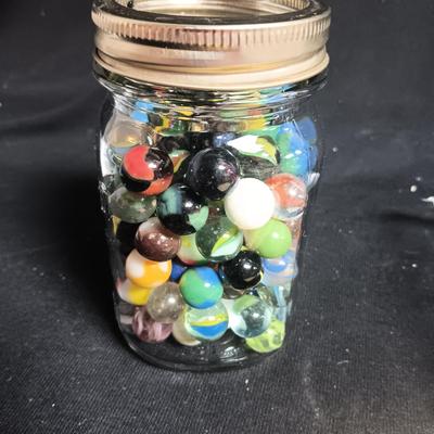 AN ASSORTMENT OF MARBLES