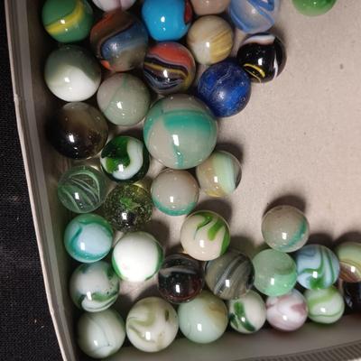 AN ASSORTMENT OF MARBLES
