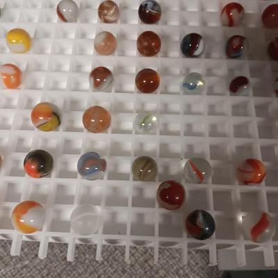 AN ASSORTMENT OF MARBLES