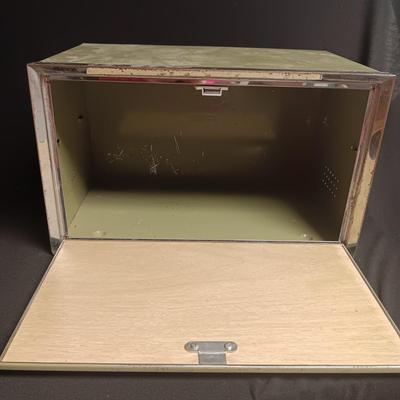 GALVANIZED MILK BOX, STRAINER PADS AND METAL BREAD BOX