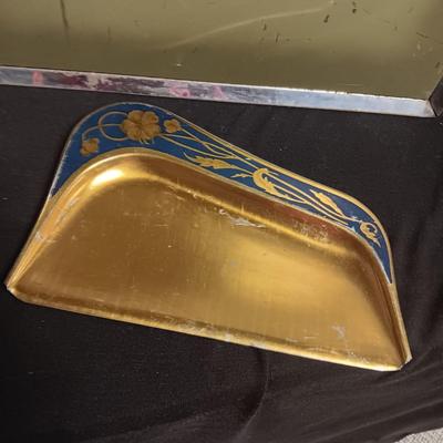 GALVANIZED MILK BOX, STRAINER PADS AND METAL BREAD BOX