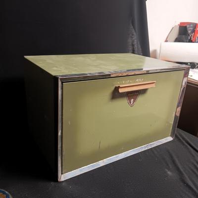 GALVANIZED MILK BOX, STRAINER PADS AND METAL BREAD BOX