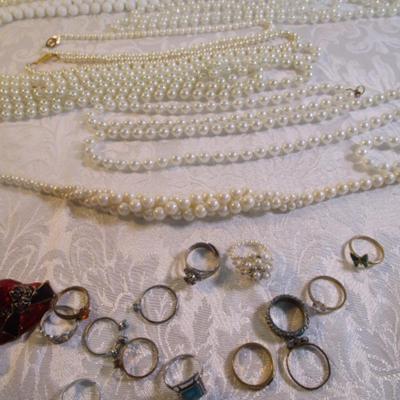 Sale Photo Thumbnail #66: Vintage rings, clip-on earrings, necklaces, bracelet, beaded lanyards. See pictures