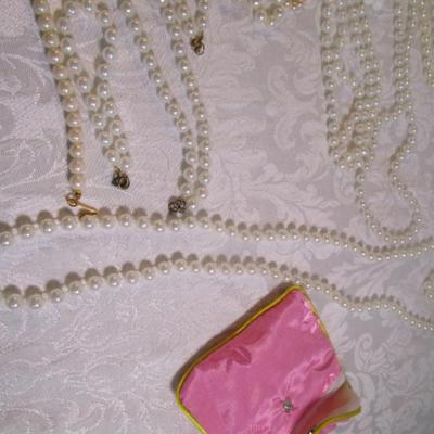 Sale Photo Thumbnail #67: Vintage rings, clip-on earrings, necklaces, bracelet, beaded lanyards. See pictures