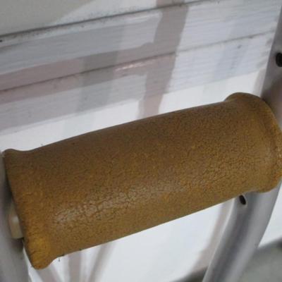 Sale Photo Thumbnail #273: 1 set is aluminum, 1 set is wood