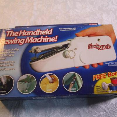 Sale Photo Thumbnail #318: Takes 4 AA batteries not included.