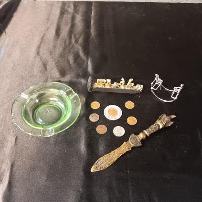 SMALL COLLECTIBLES