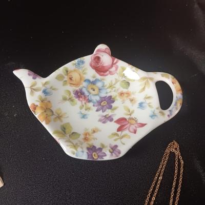 THE RED HAT CLUB JEWELRY