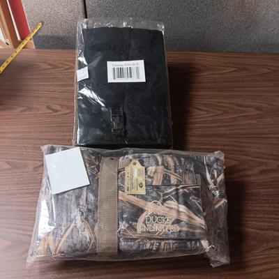 NEW DUCKS UNLIMITED RIFLE CASE AND A NEW RIFLE CARBAG