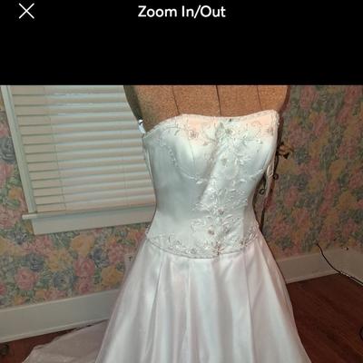Sale Photo Thumbnail #59: Size 2
Brand New with tags. Comes with Crinolines (underskirts as well, gives it the princess look.)