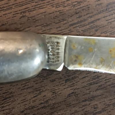 FOLDING POCKET KNIFE, LEATHER SHEATH AND SMALL BELT BUCKLE