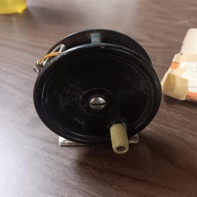 SPORT KING MODEL 150 FLY REEL, FISHING FLIES IN A BOOK, CO SPORTSMAN DETAILED MAPS AND MORE