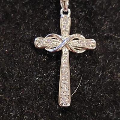 Fashion cross pendant