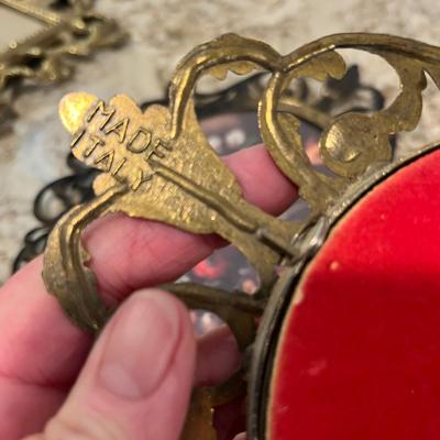 Lot 43 Vintage picture frames