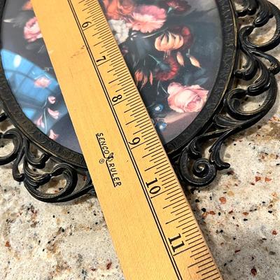 Lot 43 Vintage picture frames