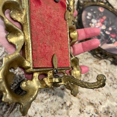 Lot 43 Vintage picture frames