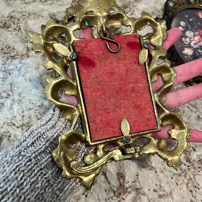 Lot 43 Vintage picture frames