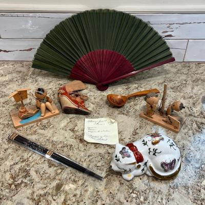 Lot 64 China souvenirs