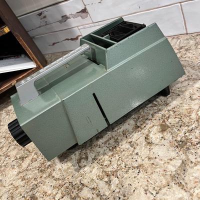 Lot 65 Slide projector