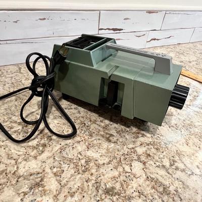Lot 65 Slide projector