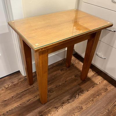 Lot 68 Oak table